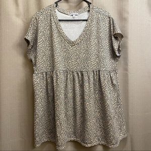 Plus Size Leopard Print Shirt 1X